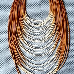 Frog Aspect Ombre Strand Necklace